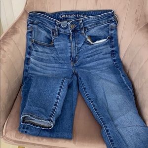 American Eagle high-rise jegging jeans